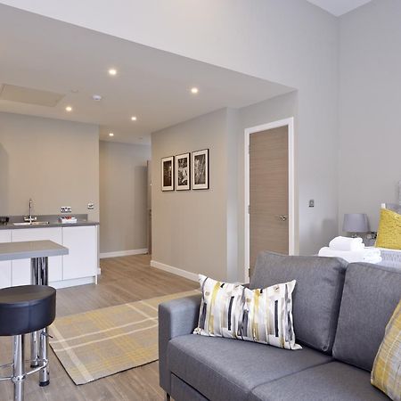 Nelson Mandela Place Apartments Глазго Экстерьер фото